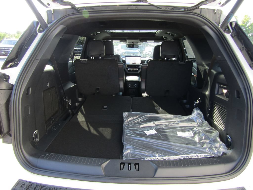 New 2026 Ford Explorer ST w/ Sun And Sound Package AWD/4WD image 13