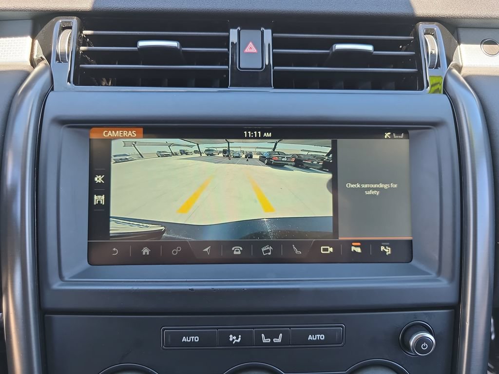 Used 2020 Land Rover Discovery Landmark AWD/4WD image 28