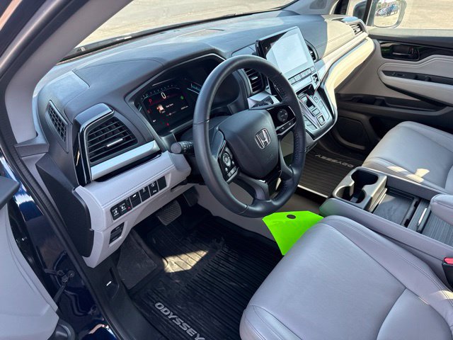 Used 2023 Honda Odyssey Touring image 23