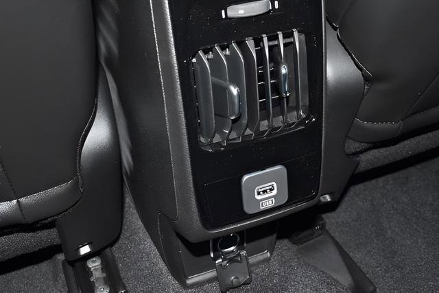 New 2026 Jeep Compass Limited AWD/4WD image 26