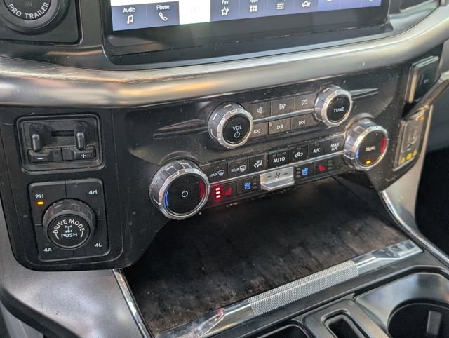 Used 2023 Ford F150 Lariat w/ Trailer Tow Package image 28