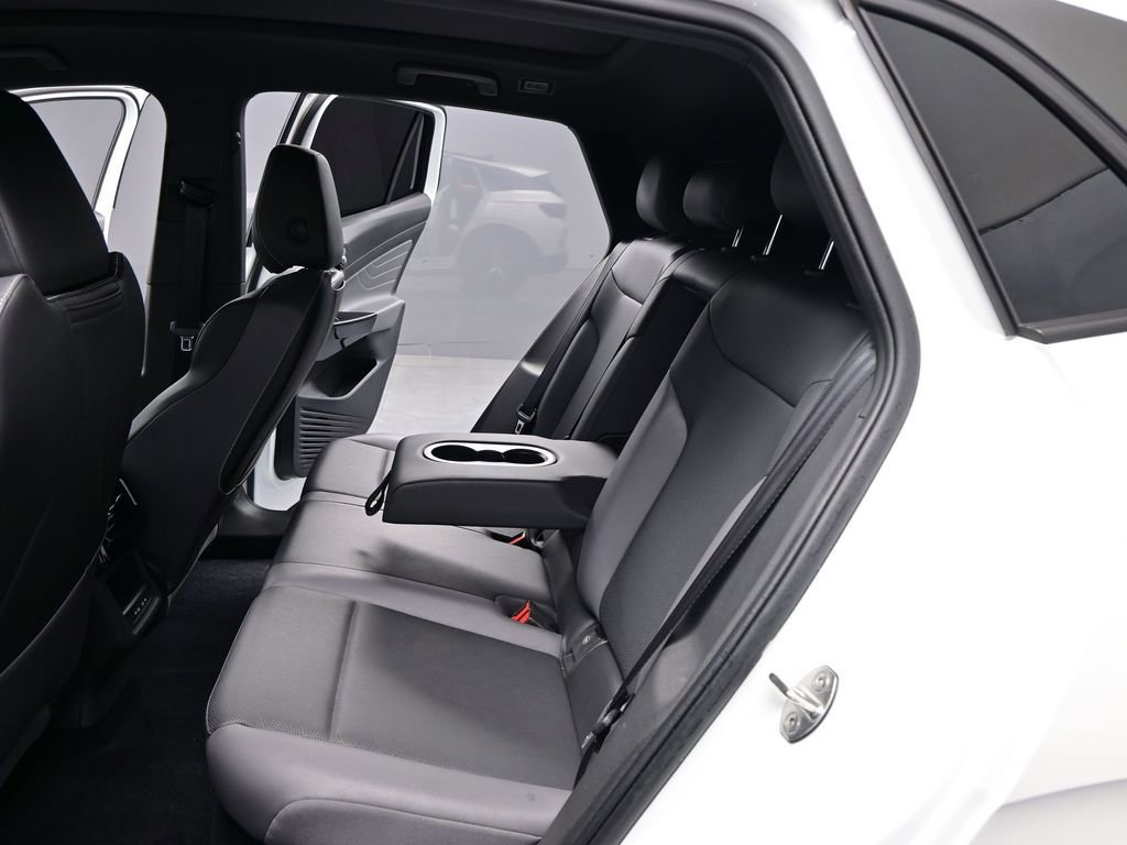 Used 2023 Volkswagen ID.4 Pro S image 13