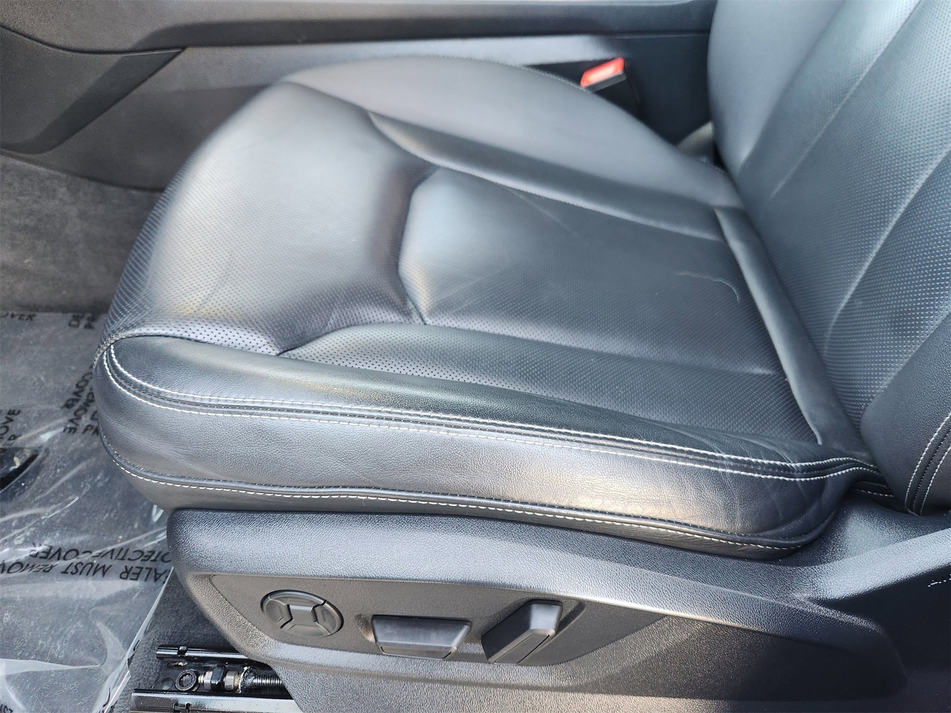 Used 2020 Audi Q8 Prestige w/ Prestige Package image 24