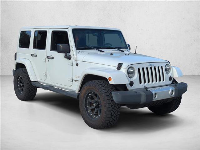Used 2015 Jeep Wrangler Unlimited Sahara w/ Max Tow Package image 3