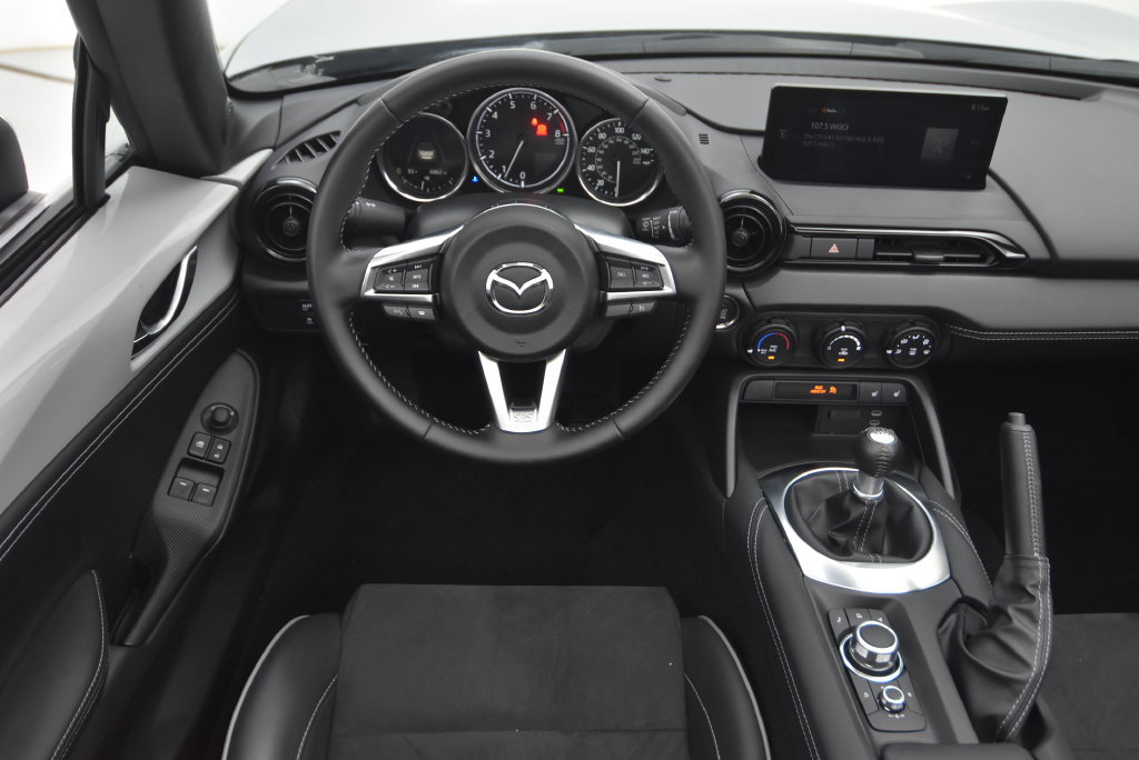 Certified 2025 MAZDA MX-5 Miata Club w/ Brembo/BBS Recaro Package RWD image 30
