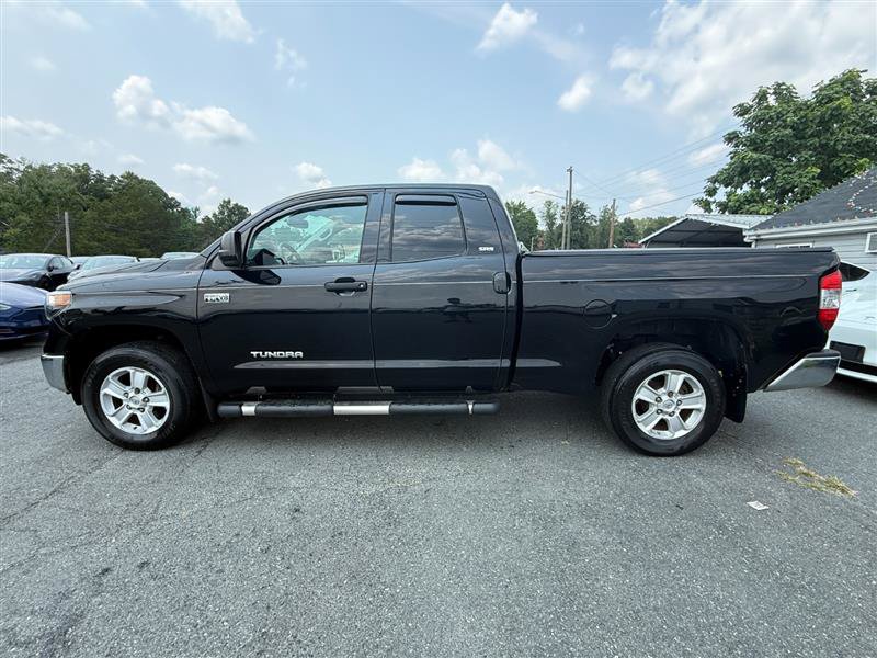 Used 2021 Toyota Tundra SR5 AWD/4WD image 2