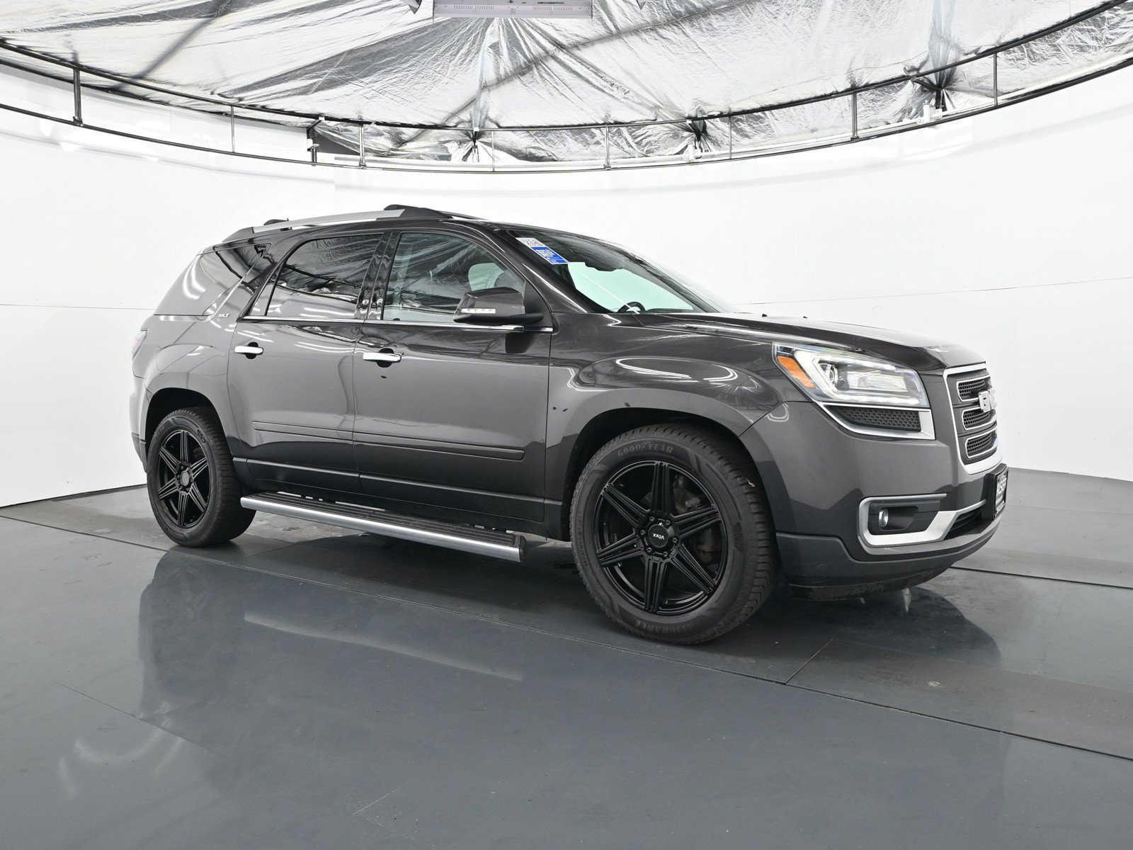 Used 2017 GMC Acadia Limited SLT AWD/4WD image 9