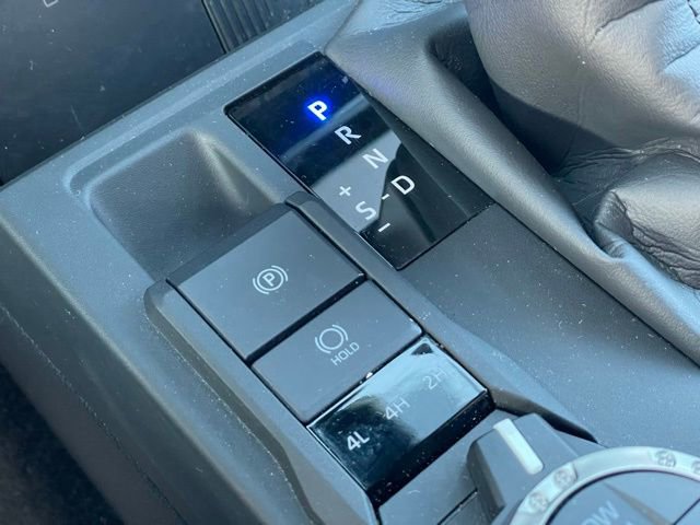 Used 2025 Toyota 4Runner Trailhunter AWD/4WD image 25