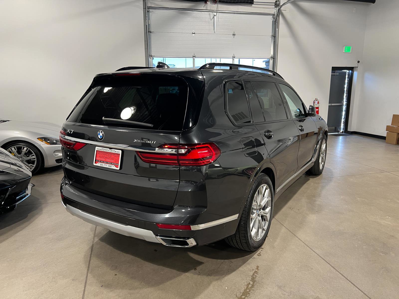 Used 2022 BMW X7 xDrive40i w/ Premium Package image 3