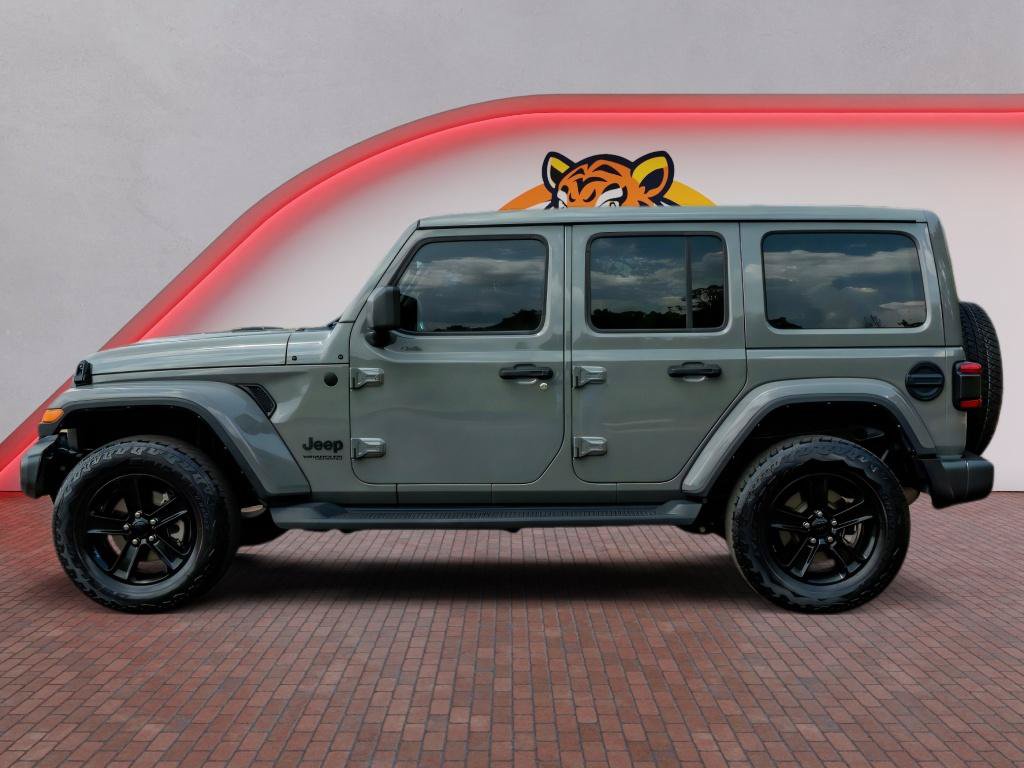 Used 2022 Jeep Wrangler Unlimited Sahara AWD/4WD image 8
