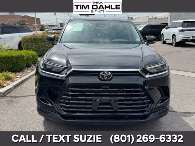 Used 2025 Toyota Grand Highlander AWD image 4