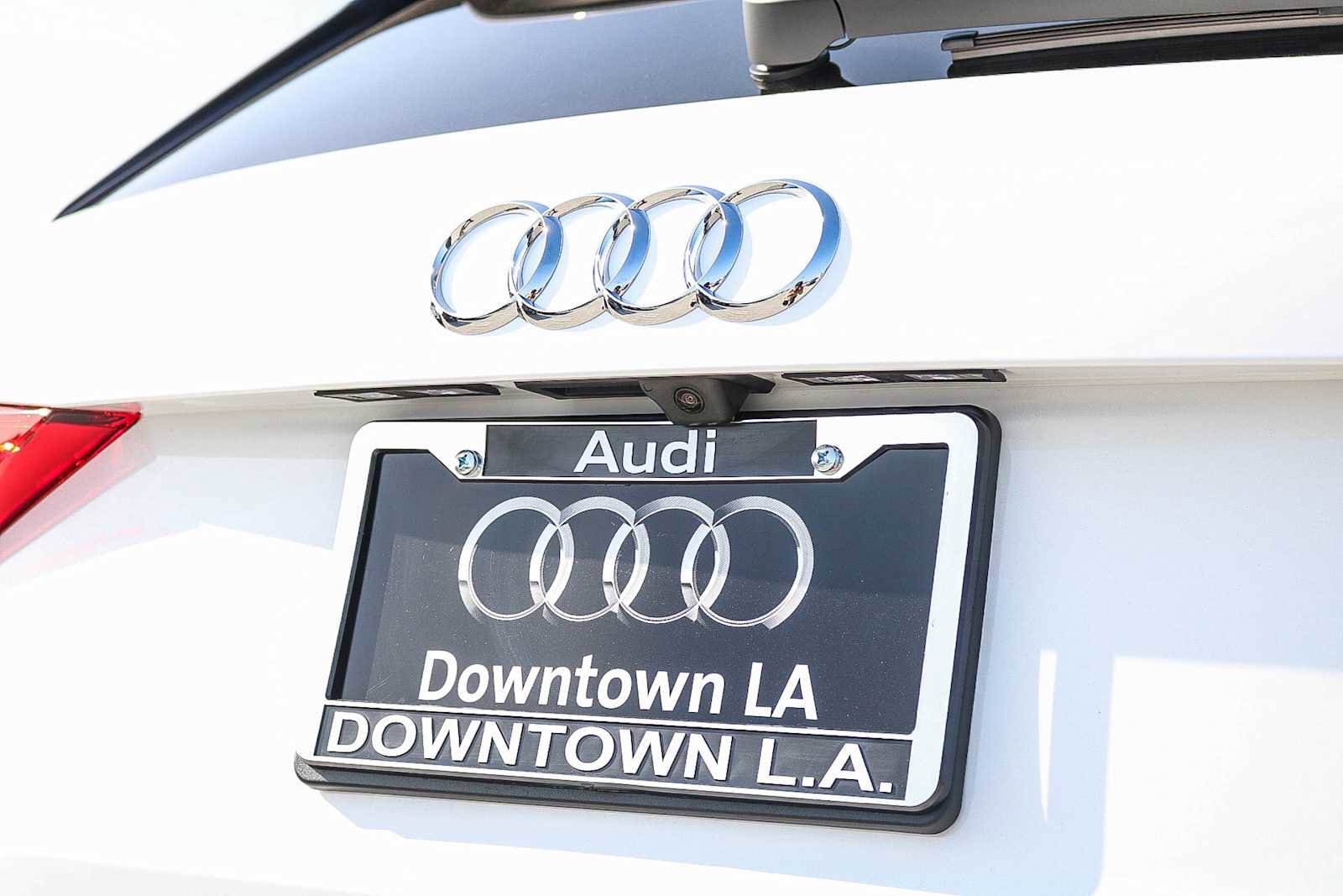Used 2025 Audi Q3 2.0T Premium w/ Convenience Plus Package AWD/4WD image 12