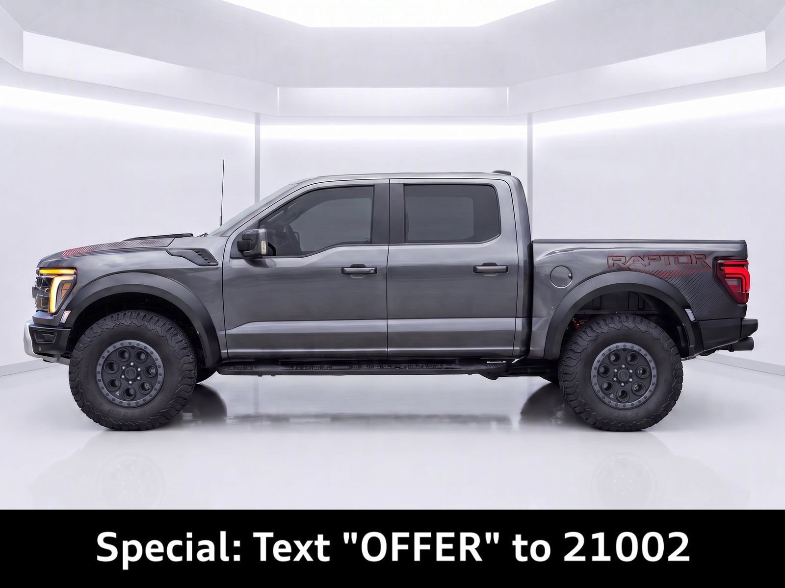 Used 2025 Ford F150 Raptor AWD/4WD image 2