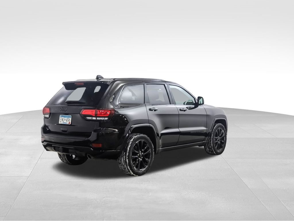 Used 2020 Jeep Grand Cherokee Altitude image 5