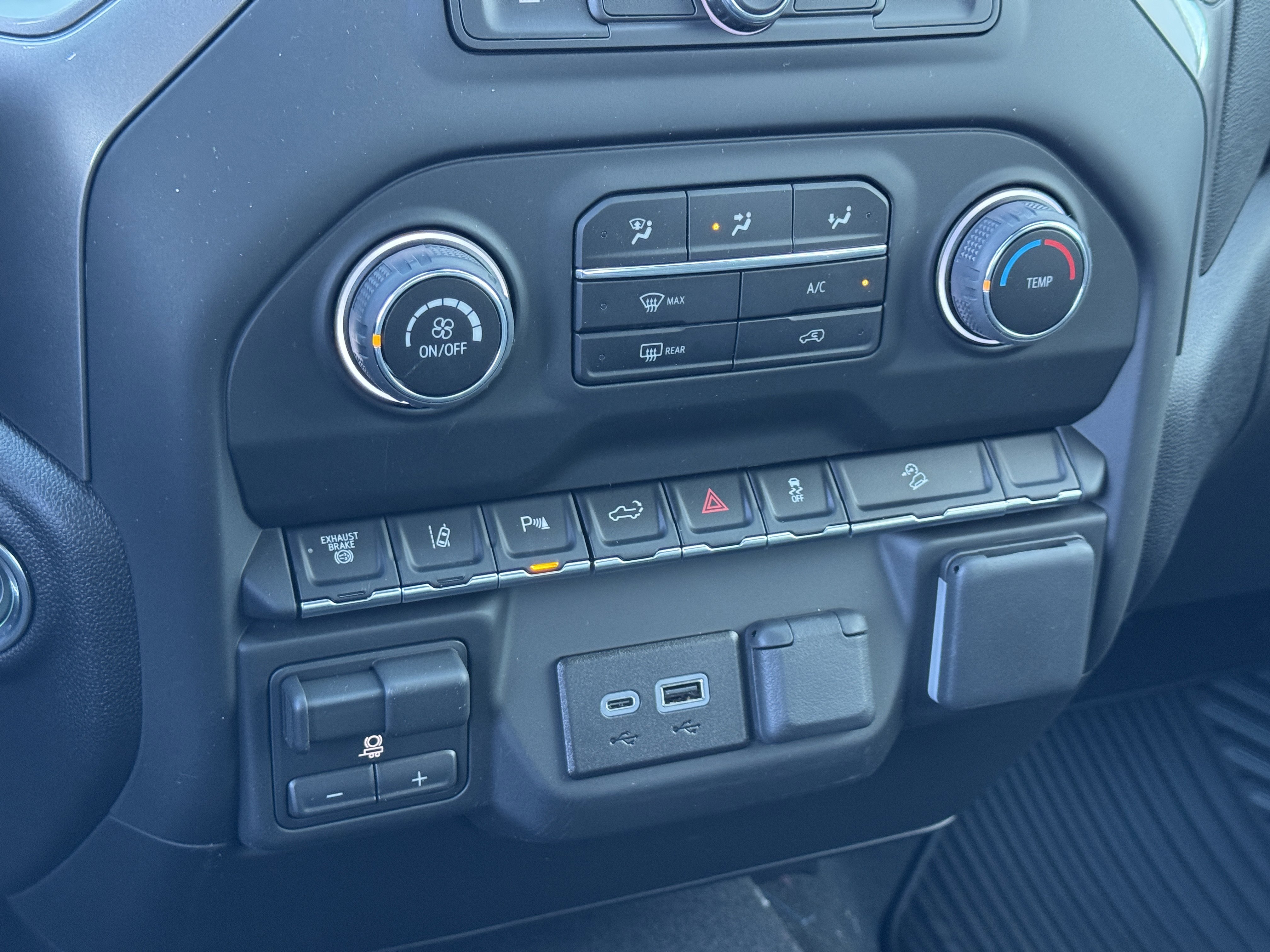 New 2026 Chevrolet Silverado 2500 Custom w/ Custom Value Package image 22