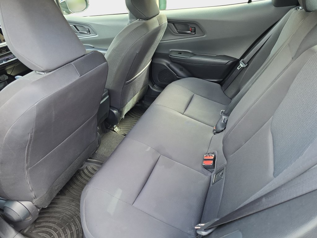 Used 2024 Toyota Prius LE AWD/4WD image 16
