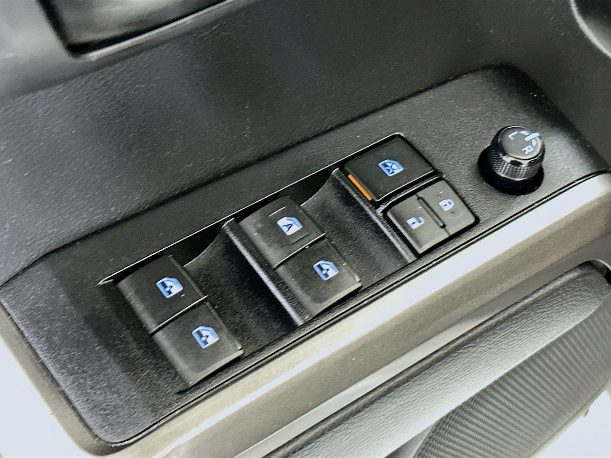 Used 2022 Toyota Tacoma SR5 w/ Technology Package RWD image 14