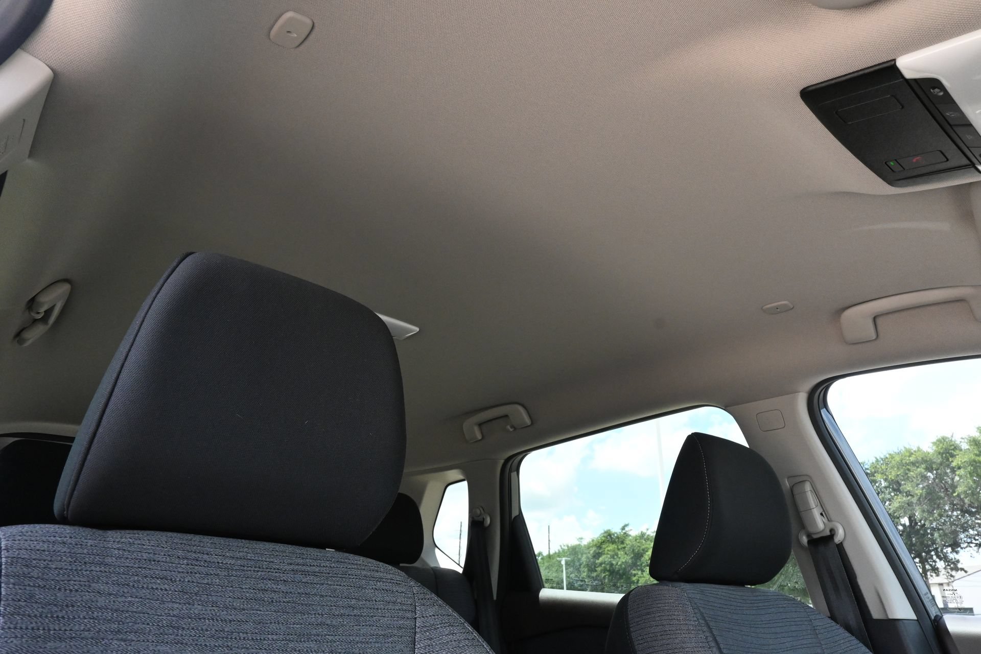 Used 2023 Nissan Rogue SV AWD/4WD image 27