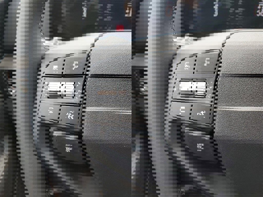 New 2026 Kia Sportage LX image 11