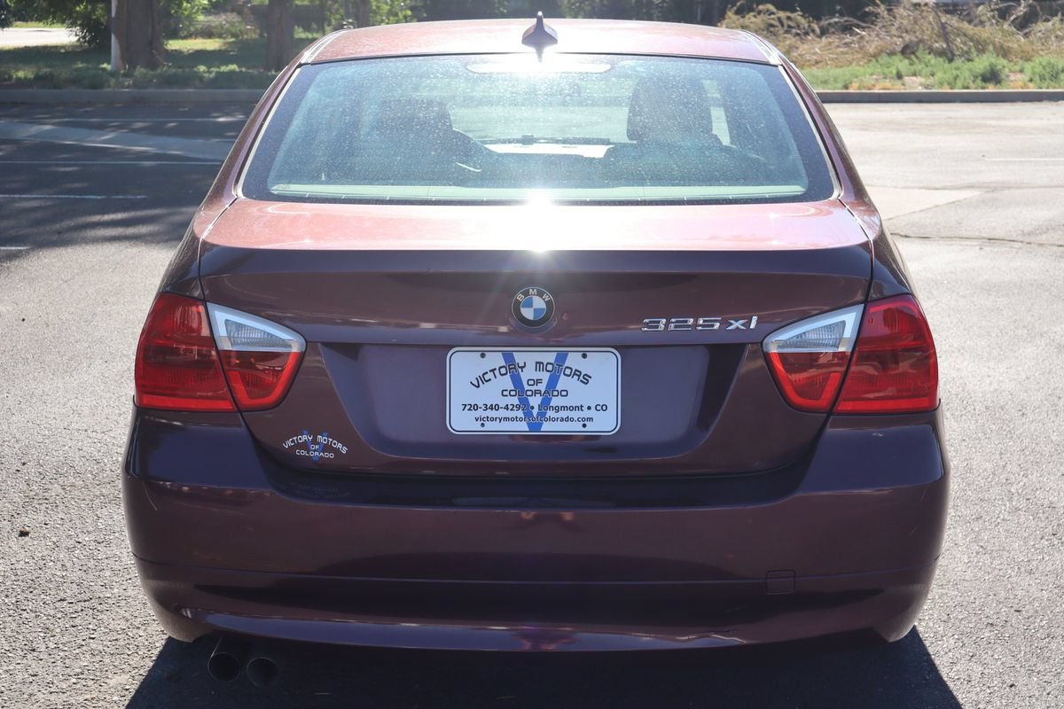 Used 2006 BMW 325xi Sedan AWD/4WD image 6