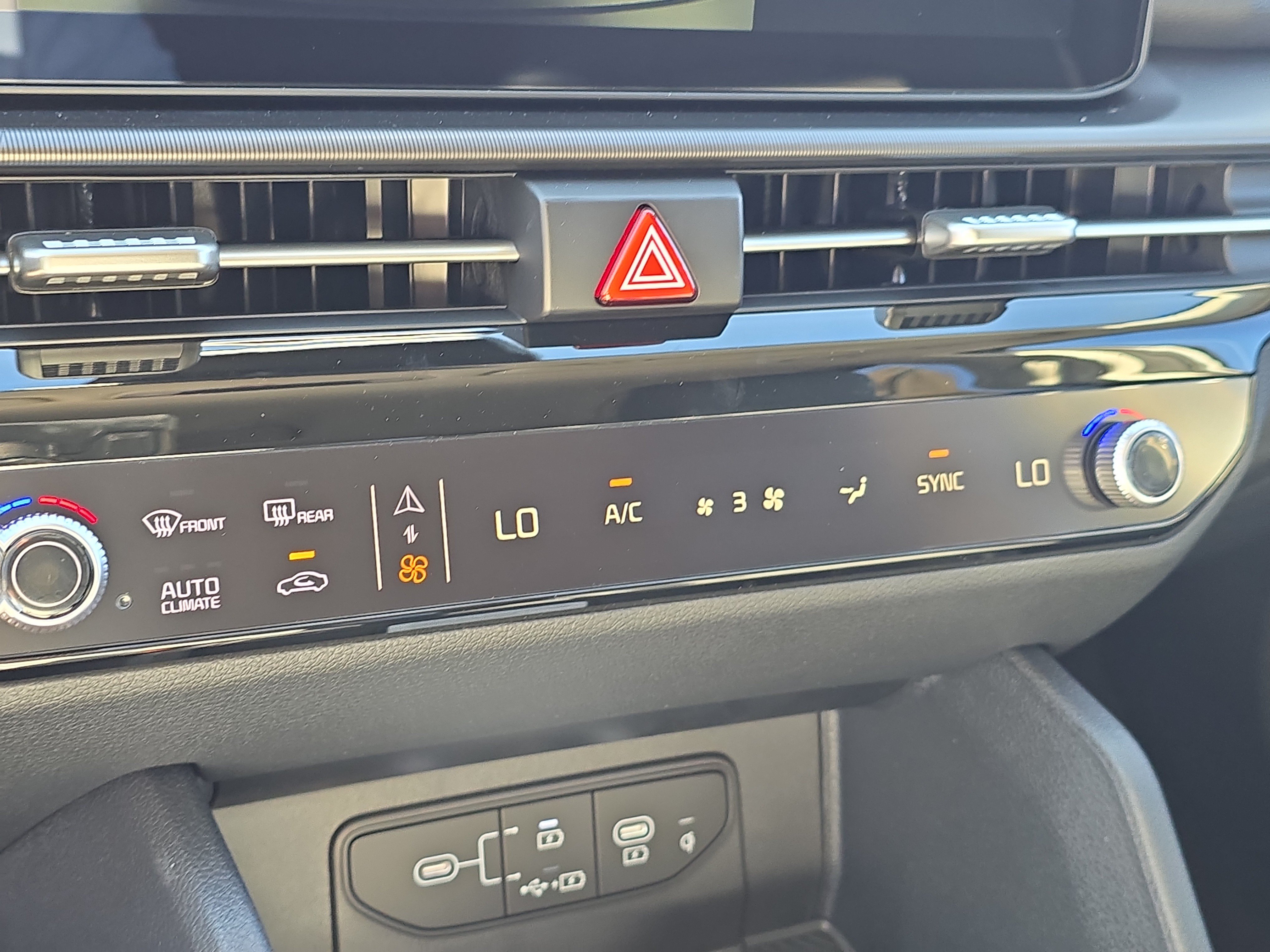 New 2027 Kia Sportage EX FWD image 25