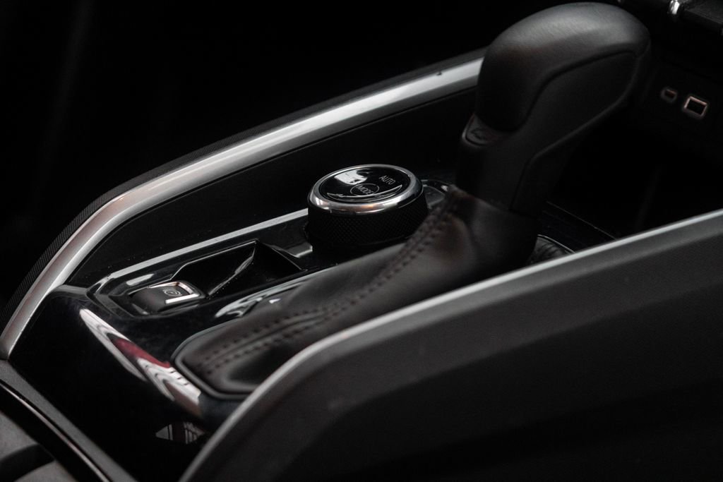 Used 2024 Chevrolet Colorado Trail Boss w/ Technology Package image 26