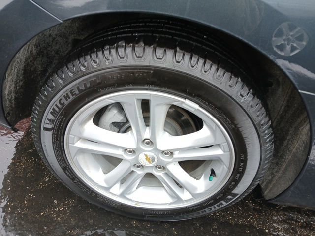 Used 2017 Chevrolet Cruze LT w/ Convenience Package image 10