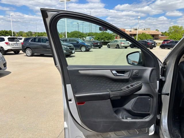 Used 2020 Ford Escape SEL AWD/4WD image 9