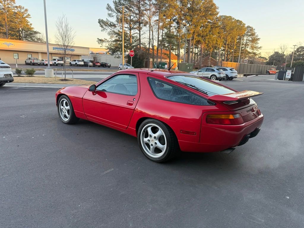 Used 1994 Porsche 928 GTS RWD image 10