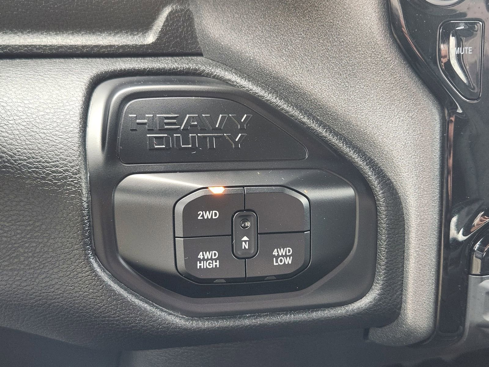 Used 2025 RAM 2500 Tradesman AWD/4WD image 23