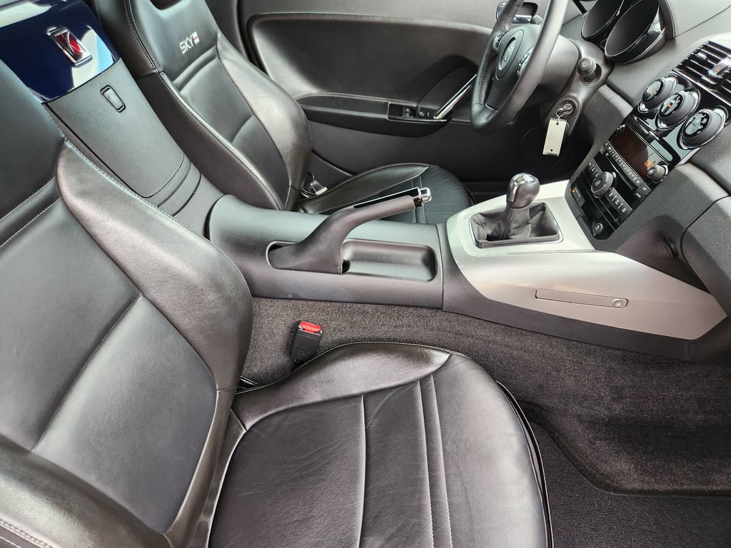 Used 2009 Saturn Sky Red Line RWD image 13