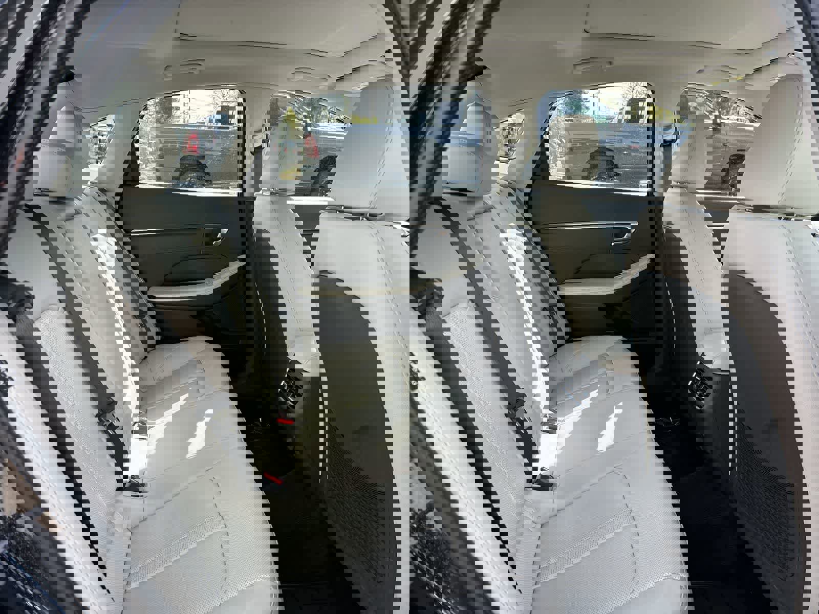 Used 2023 Hyundai Sonata Limited FWD image 7