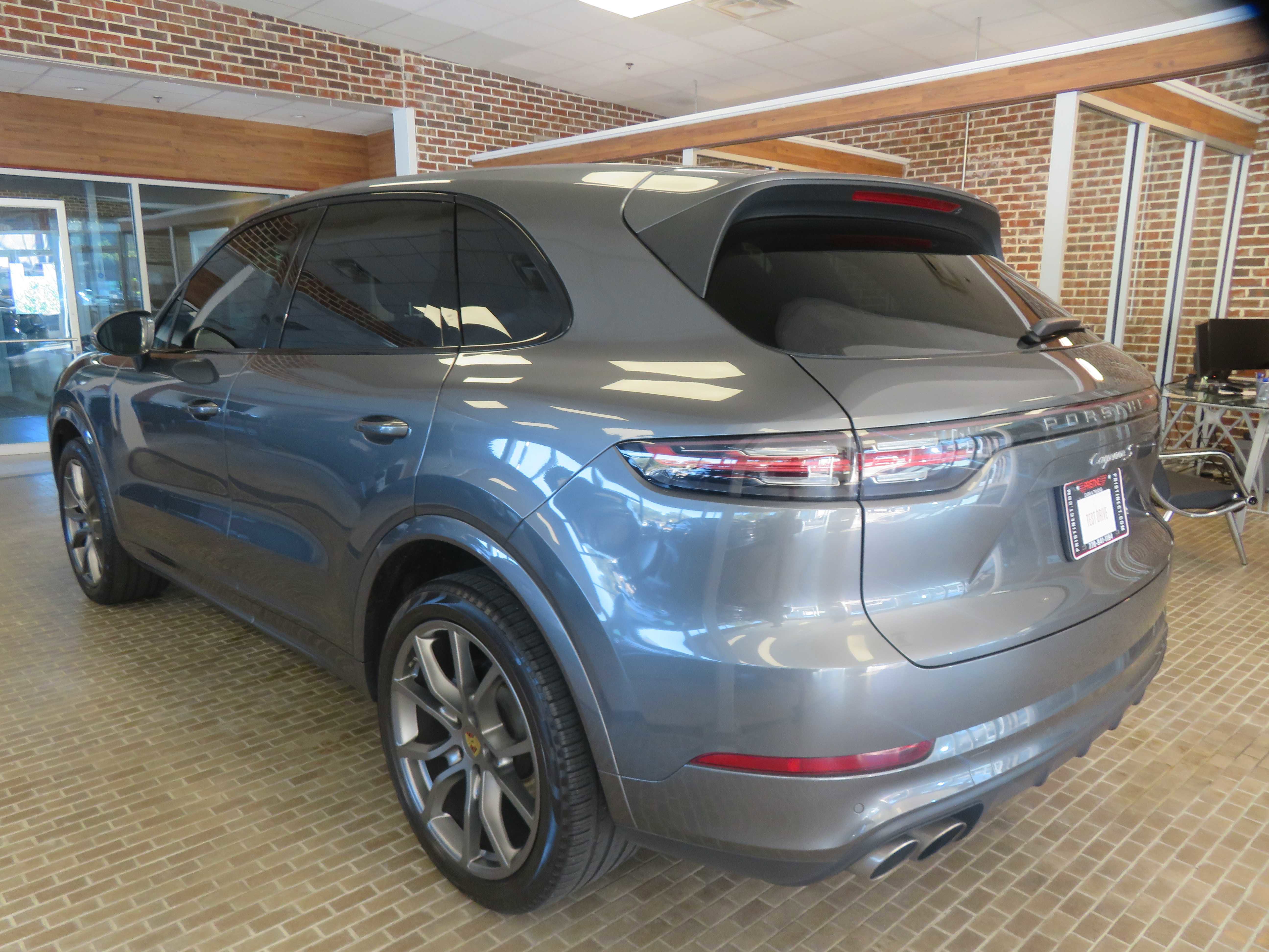 Used 2020 Porsche Cayenne S image 74