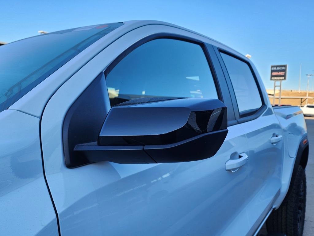 New 2026 GMC Canyon AT4 image 12