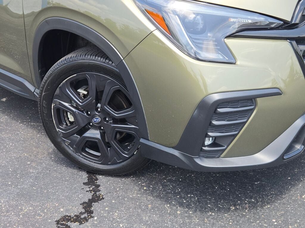 Used 2023 Subaru Ascent Onyx Edition Limited AWD/4WD image 3
