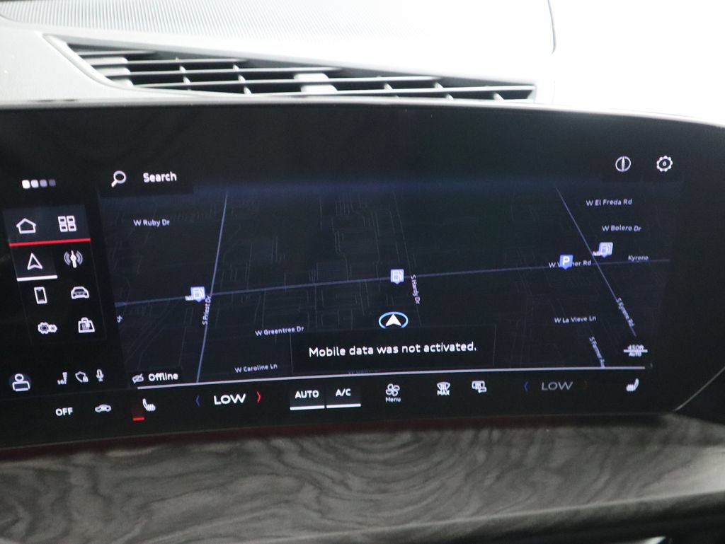 Used 2025 Audi Q5 Premium w/ Premium Plus AWD/4WD image 16