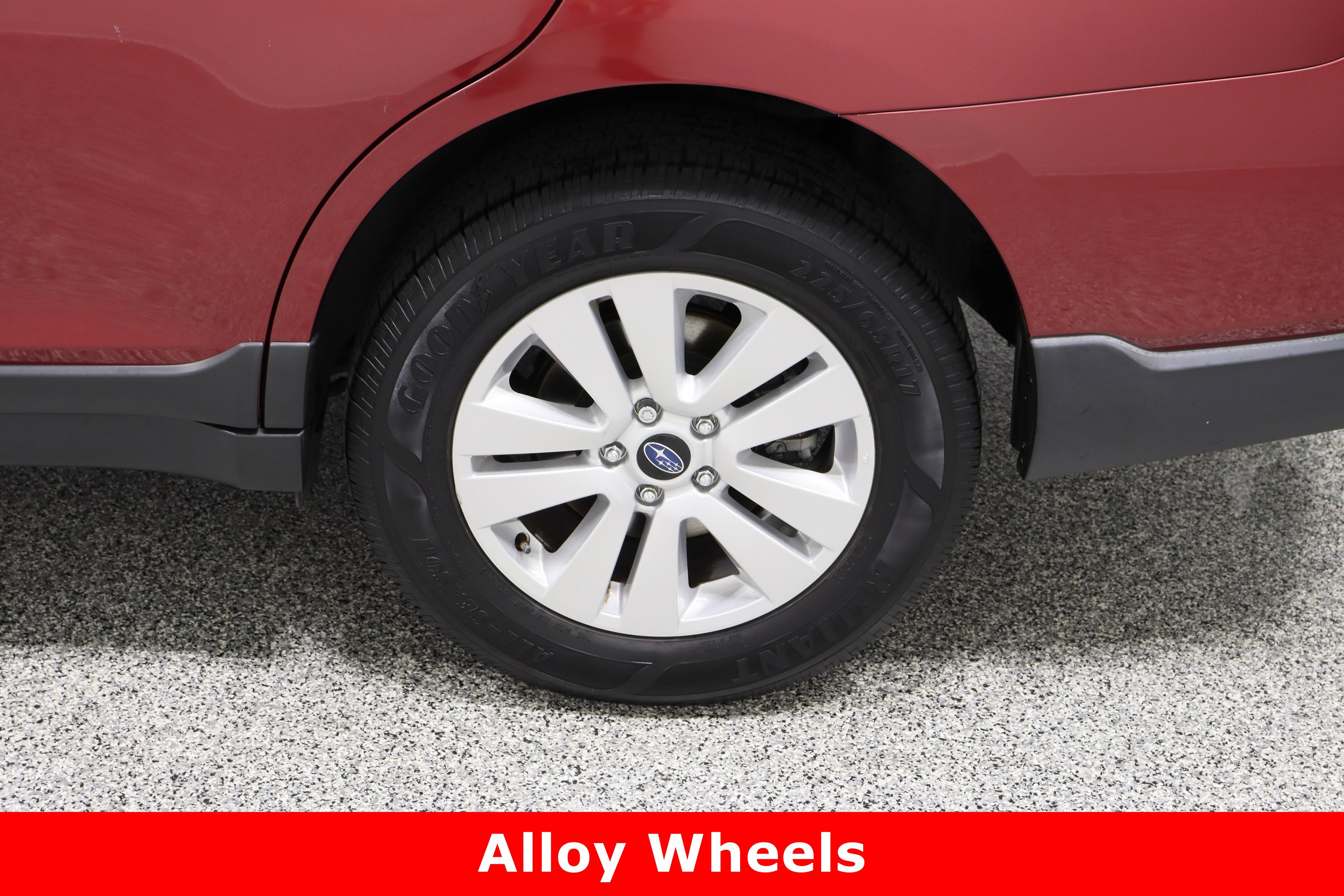 Used 2019 Subaru Outback 2.5i Premium image 10