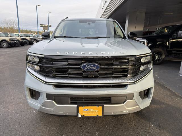 Certified 2025 Ford Expedition Max Platinum w/ Driver's Package image 2