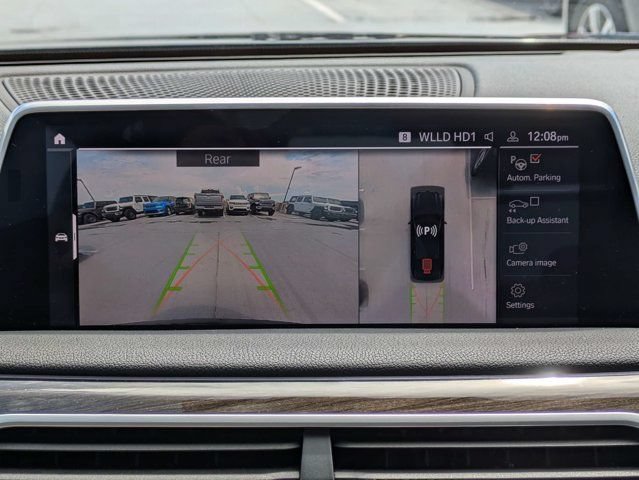 Used 2020 BMW 750i xDrive w/ Cold Weather Package AWD/4WD image 20