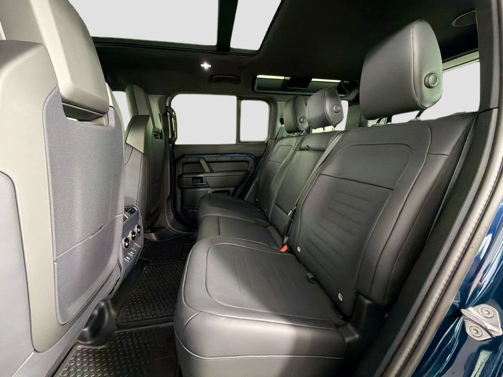 New 2026 Land Rover Defender 110 OCTA AWD/4WD image 26