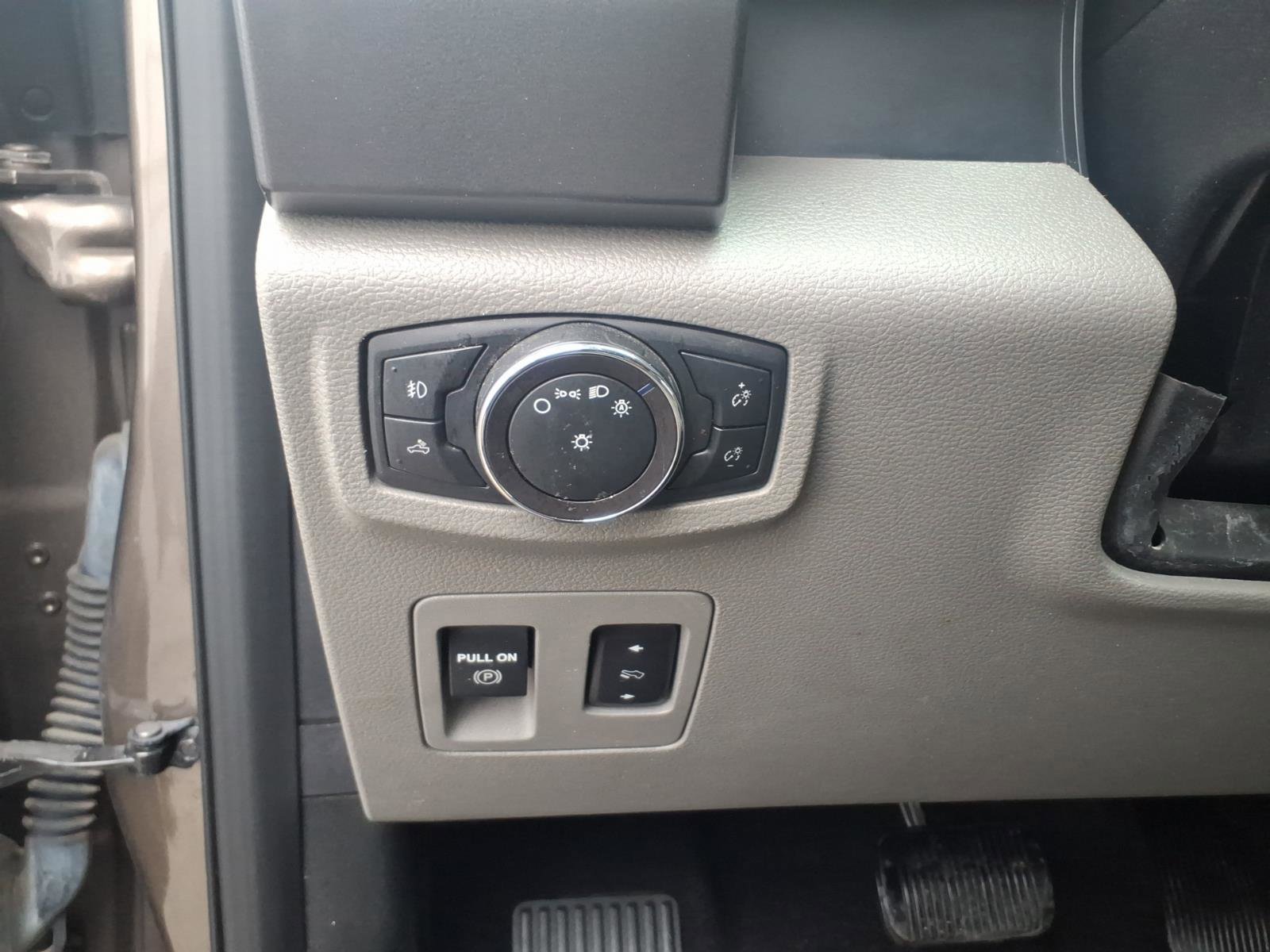 Used 2019 Ford F150 XLT w/ Equipment Group 302A Luxury image 13