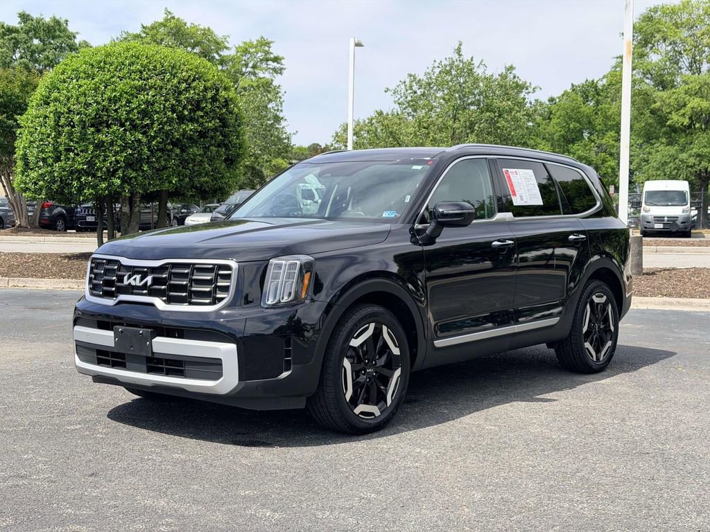 Used 2025 Kia Telluride S AWD/4WD image 5