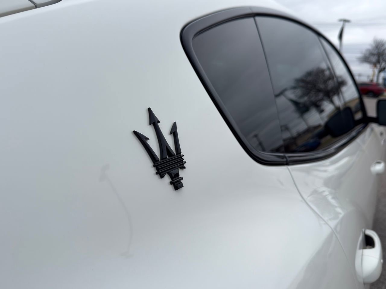 Used 2022 Maserati Levante Modena S image 11