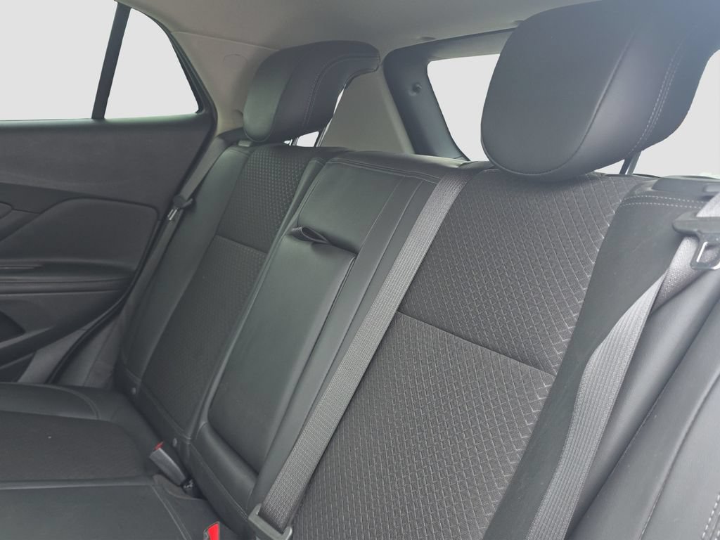 Used 2020 Buick Encore Preferred FWD image 12