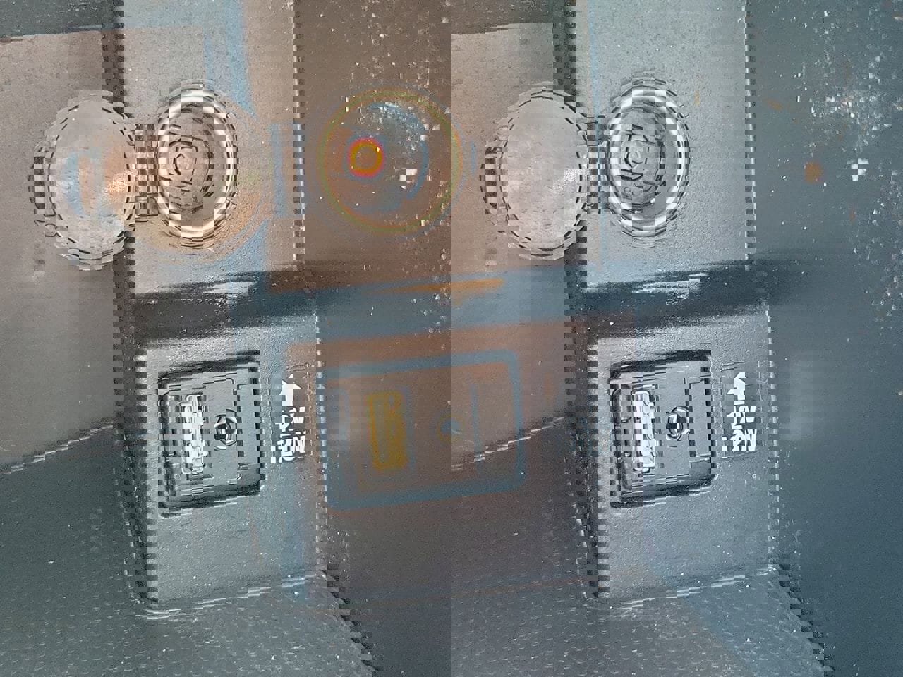 Used 2014 Toyota Camry SE w/ Fleet Convenience Package image 26