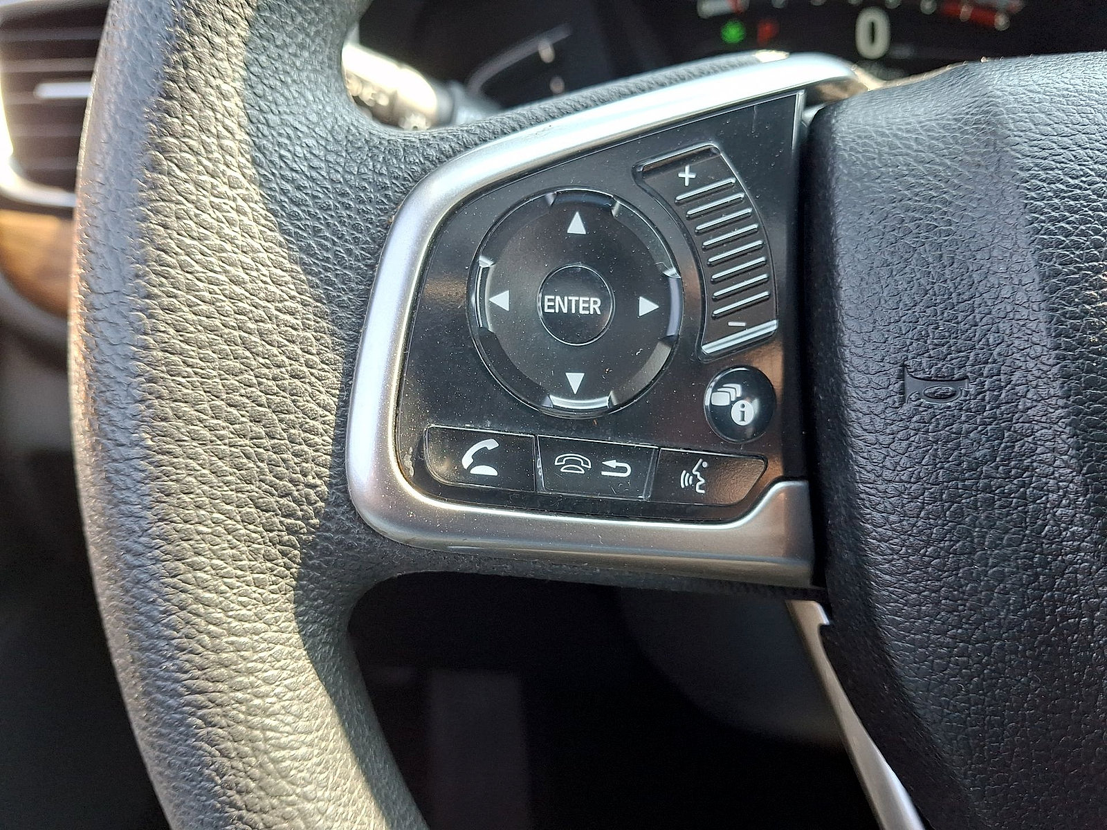 Used 2017 Honda CR-V EX image 17