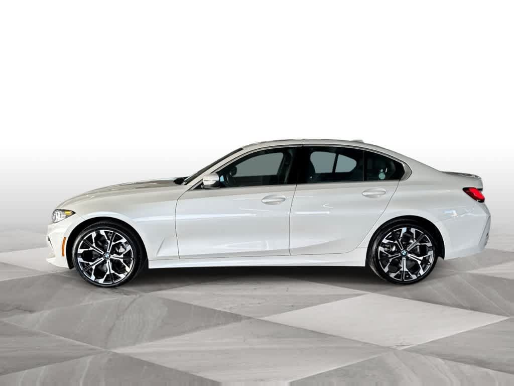 Used 2026 BMW 330i xDrive Sedan AWD/4WD image 5