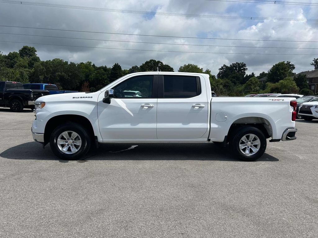 Used 2025 Chevrolet Silverado 1500 LT AWD/4WD image 8