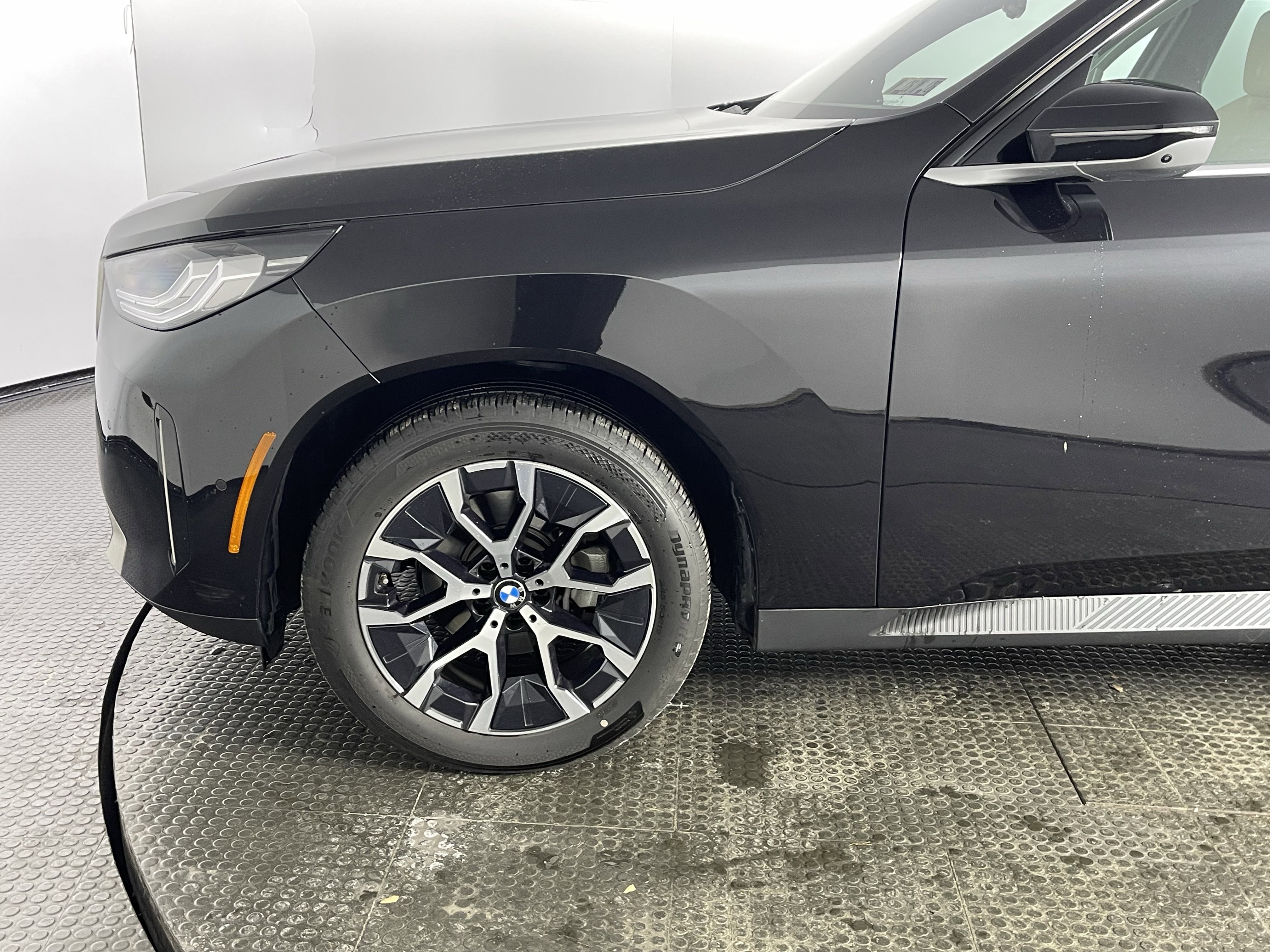Certified 2025 BMW X3 xDrive30 w/ Premium Package AWD/4WD image 8