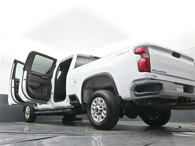 Used 2024 Chevrolet Silverado 2500 LT image 53